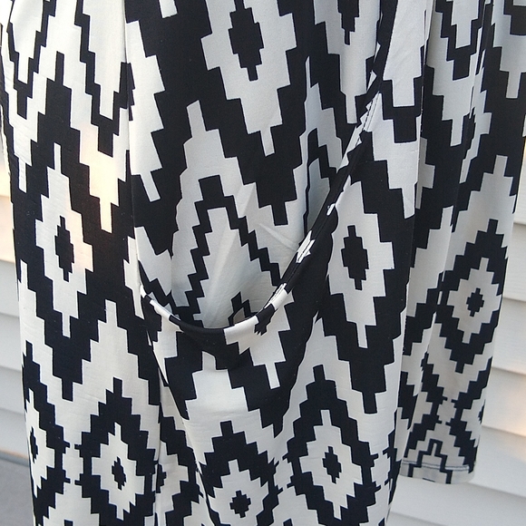 Southwestern Style dress cream and black size Small - Picture 5 of 9